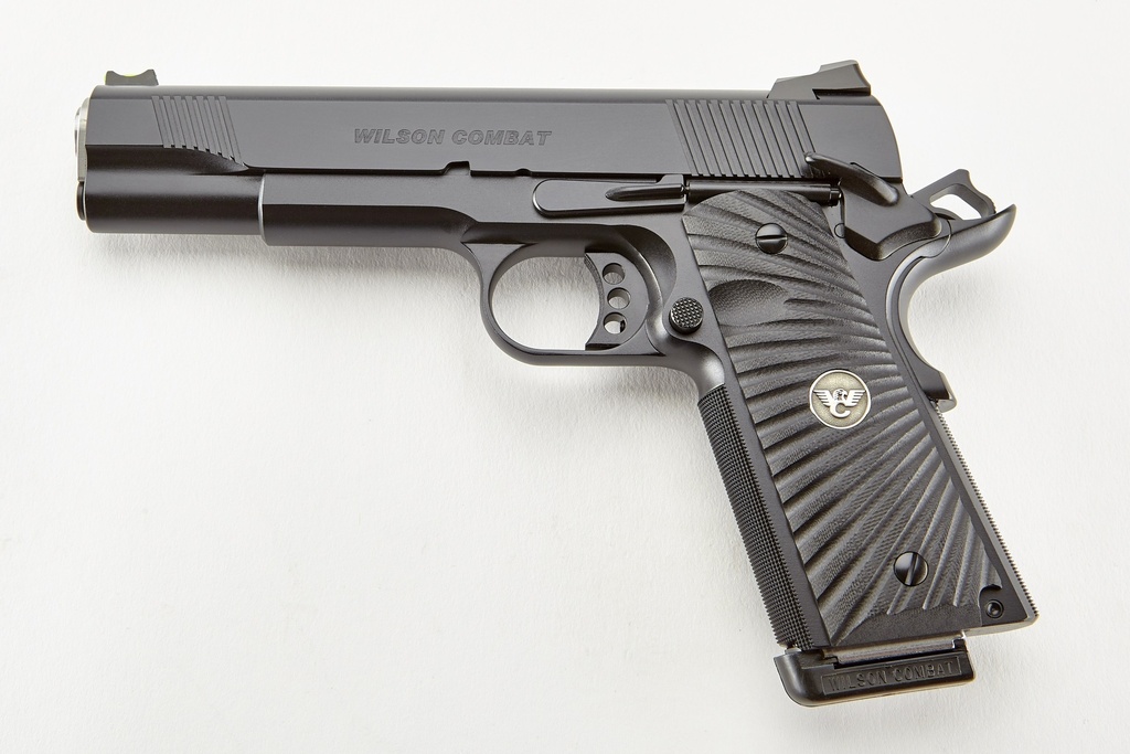 WILSON COMBAT CQBFS9 1911 CQB FULL SIZE FRAME 9MM LUGER 10+1 5" MATCH GRADE BARREL, BLACK SERRATED CARBON STEEL SLIDE, BLACK ARMOR-TUFF CARBON STEEL FRAME W/BEAVERTAIL, BLACK G10 STARBURST GRIP