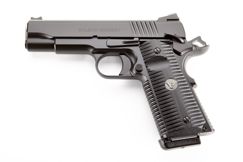 WILSON COMBAT ACPCOM9 ACP COMMANDER 9MM LUGER 10+1 4.25" STAINLESS MATCH GRADE BARREL, BLACK SERRATED CARBON STEEL SLIDE, BLACK ARMOR-TUFF CARBON STEEL FRAME W/BEAVERTAIL, BLACK G10 EAGLE CLAW GRIP